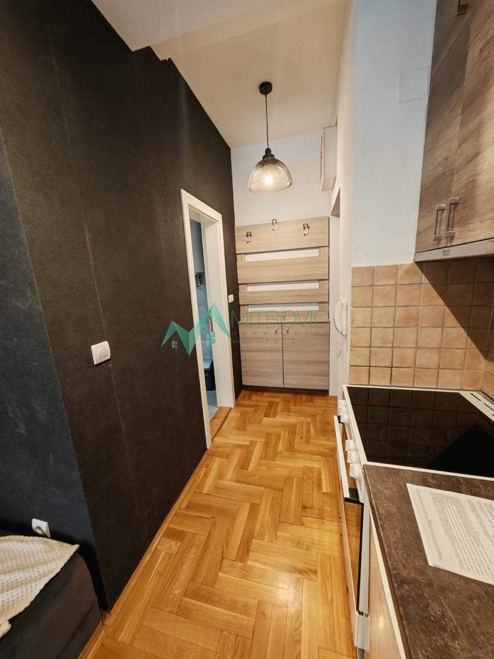 Slika 10 - Podbara, 37m2. Prelep jednoiposoban namešten stan. 