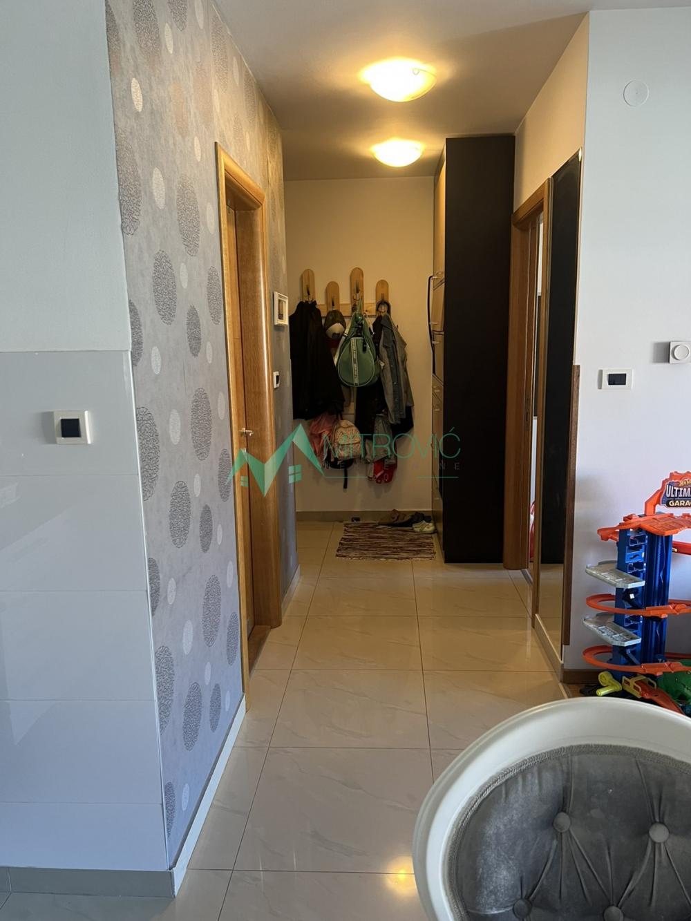 Slika 8 - Sajam kompleks, 47m2. Komforan dvosoban stan.  