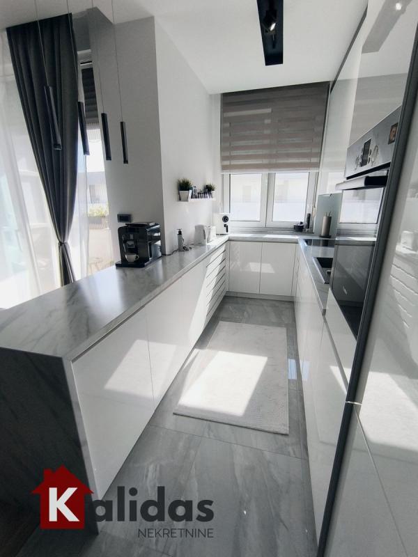 Slika 8 - Stan,NOVI SAD,NOVA DETELINARA,kv: 116, € 375000, ID: 1008139