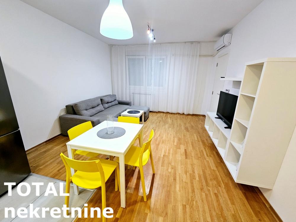 Slika 1 - Stan,NOVI SAD,SOCIJALNO,kv: 46.00, € 142140, ID: 1100958