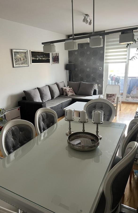 Slika 1 - Dvosoban stan u Sajam kompleksu