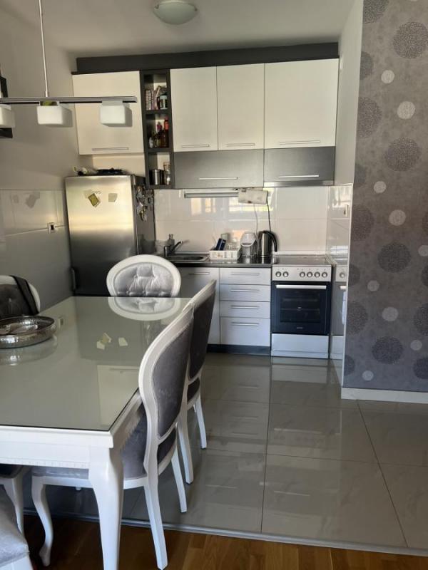 Slika 4 - Dvosoban stan u Sajam kompleksu