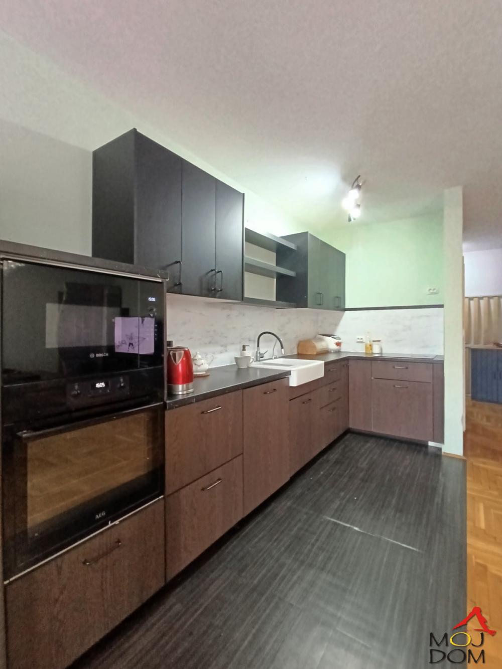 Slika 6 - Stan,NOVI SAD,NOVA DETELINARA,kv: 102, € 195000, ID: 1029822