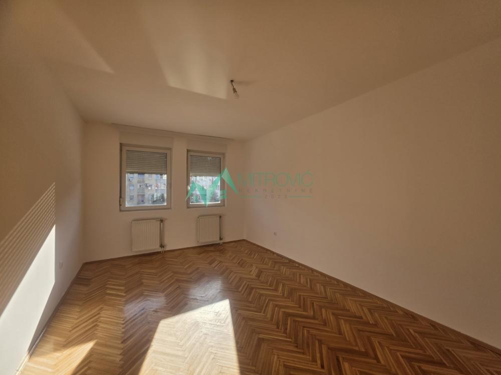 Slika 8 - Nova Detelinara, Rumenačka ulica-Dvosoban stan 62m²   