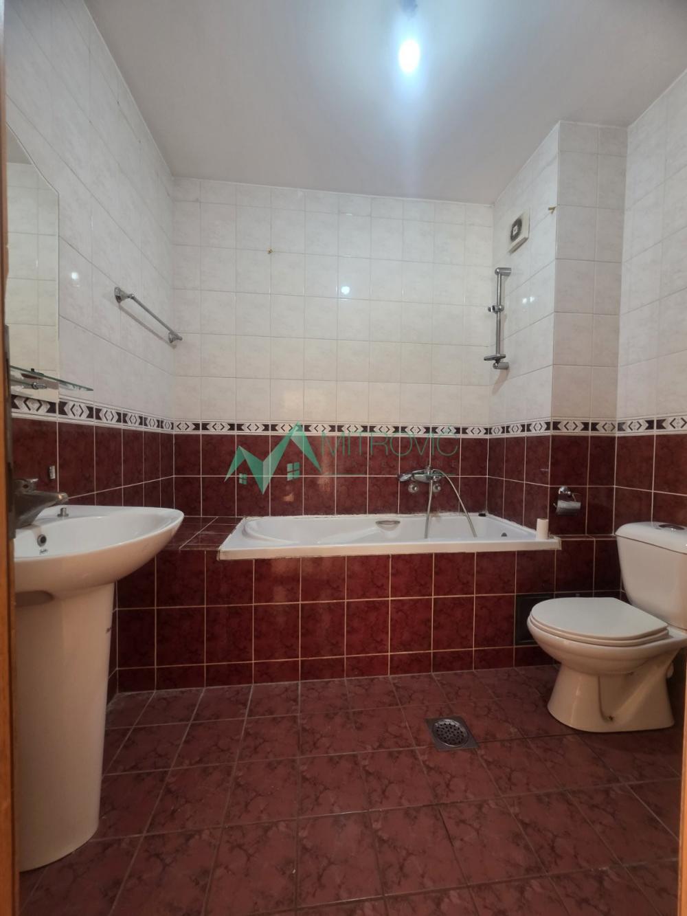 Slika 10 - Nova Detelinara, Rumenačka ulica-Dvosoban stan 62m²   