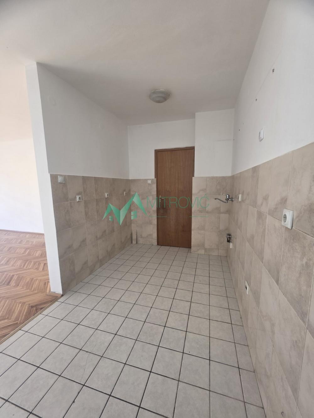 Slika 4 - Nova Detelinara, Rumenačka ulica-Dvosoban stan 62m²   