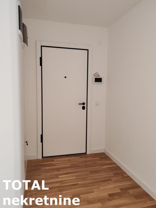 Slika 4 - Stan,NOVI SAD,CENTAR,kv: 63.00, € 195300, ID: 1101212