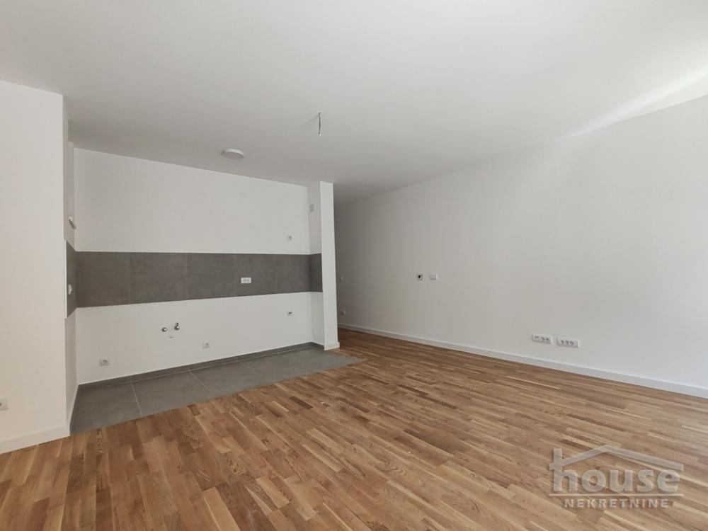 Slika 3 - Stan,NOVI SAD,CENTAR,kv: 63.00, € 195300, ID: 1064364