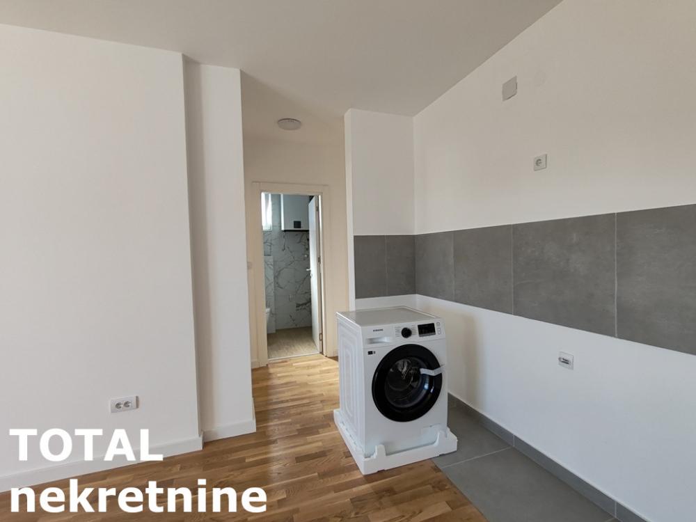 Slika 2 - Stan,NOVI SAD,CENTAR,kv: 48.00, € 148320, ID: 1101210