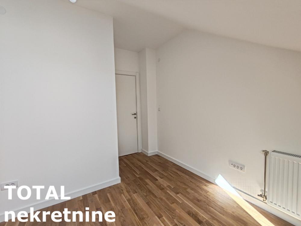 Slika 7 - Stan,NOVI SAD,CENTAR,kv: 48.00, € 148320, ID: 1101210