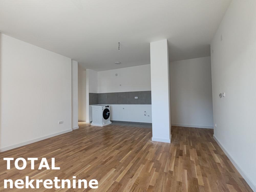 Slika 1 - Stan,NOVI SAD,CENTAR,kv: 48.00, € 148320, ID: 1101210