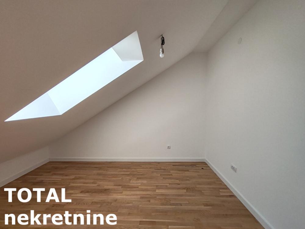 Slika 8 - Stan,NOVI SAD,CENTAR,kv: 48.00, € 148320, ID: 1101210