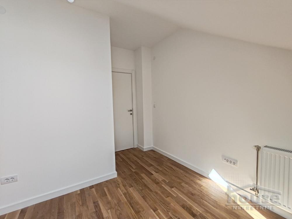 Slika 5 - Stan,NOVI SAD,CENTAR,kv: 48.00, € 148320, ID: 1064362