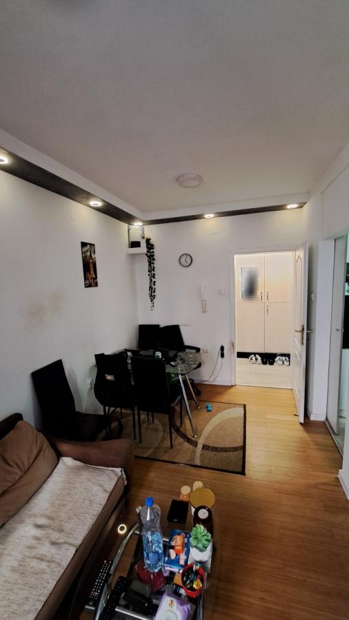 Slika 2 - Jednoiposoban stan na Novoj Detelinari