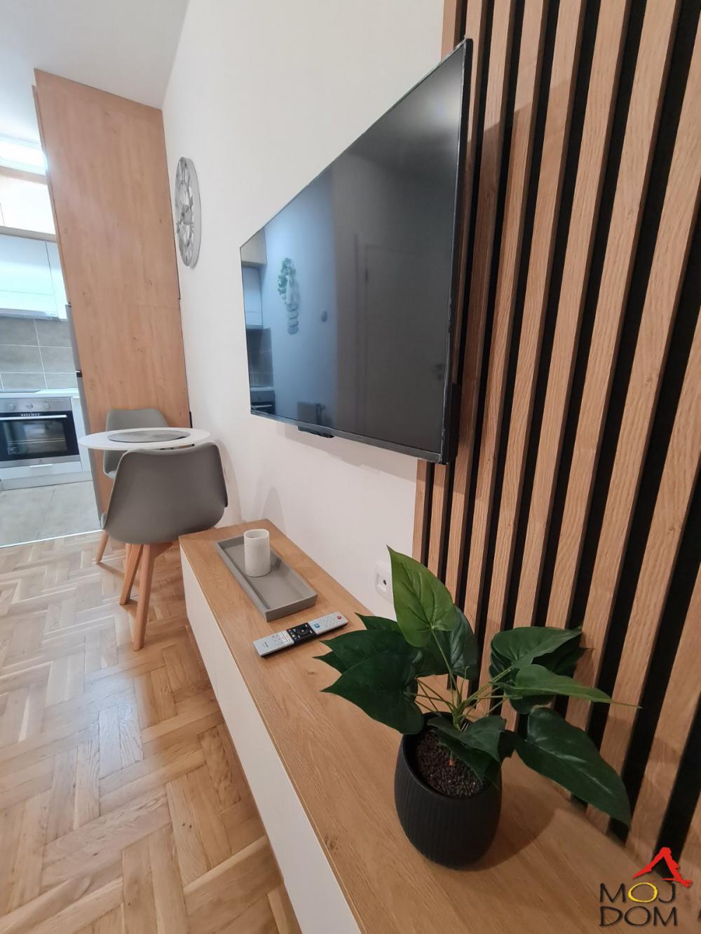 Slika 3 - Stan,NOVI SAD,NOVA DETELINARA,kv: 24, € 87550, ID: 1031151