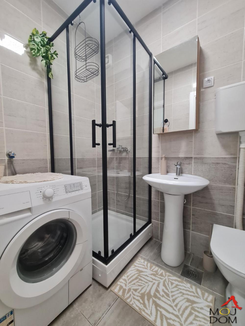 Slika 9 - Stan,NOVI SAD,NOVA DETELINARA,kv: 24, € 87550, ID: 1031151