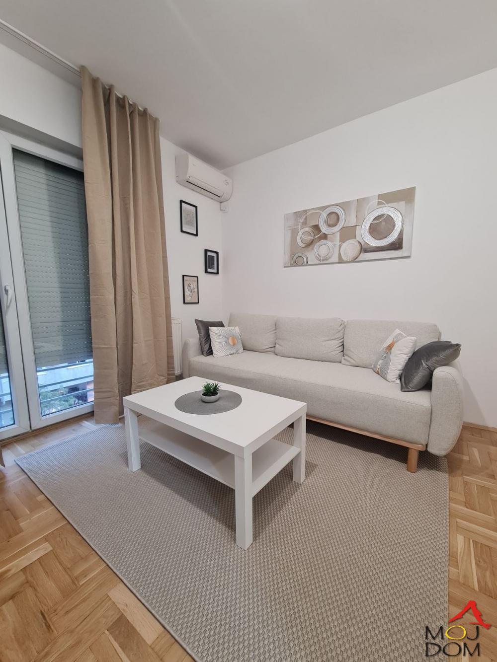 Slika 1 - Stan,NOVI SAD,NOVA DETELINARA,kv: 24, € 87550, ID: 1031151