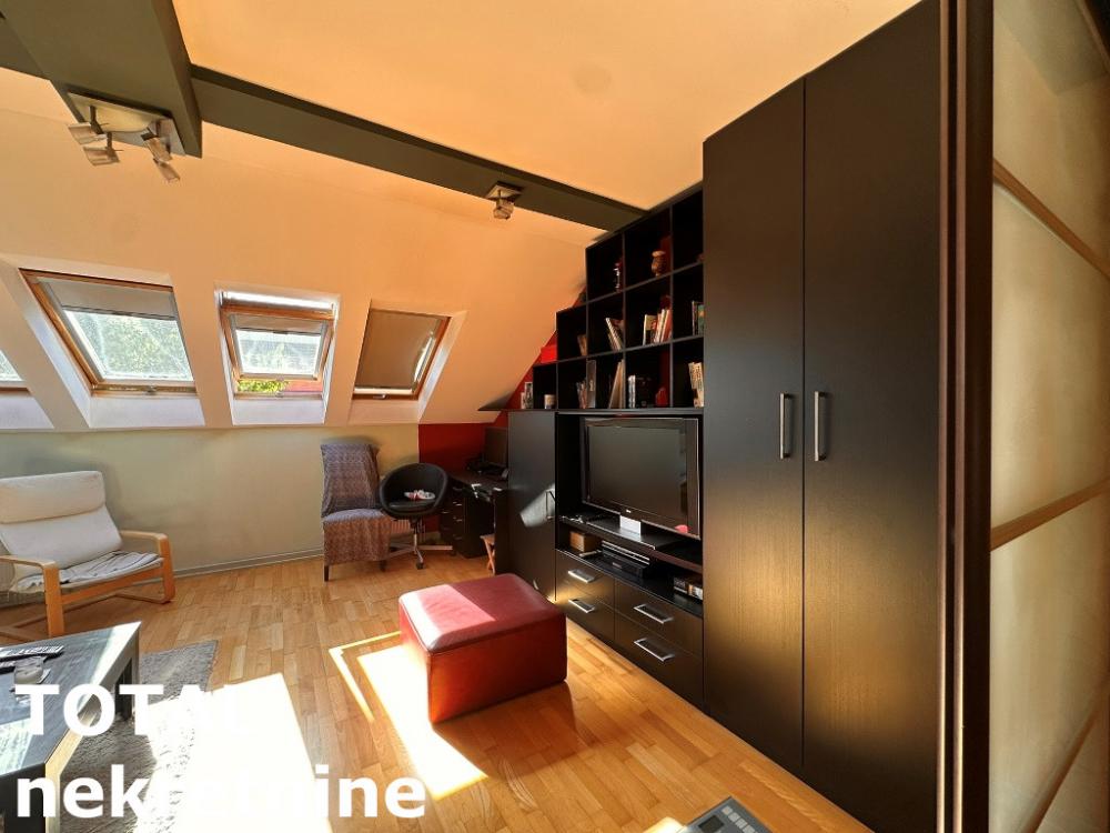 Slika 3 - Stan,NOVI SAD,CENTAR,kv: 114.00, € 266990, ID: 1101345