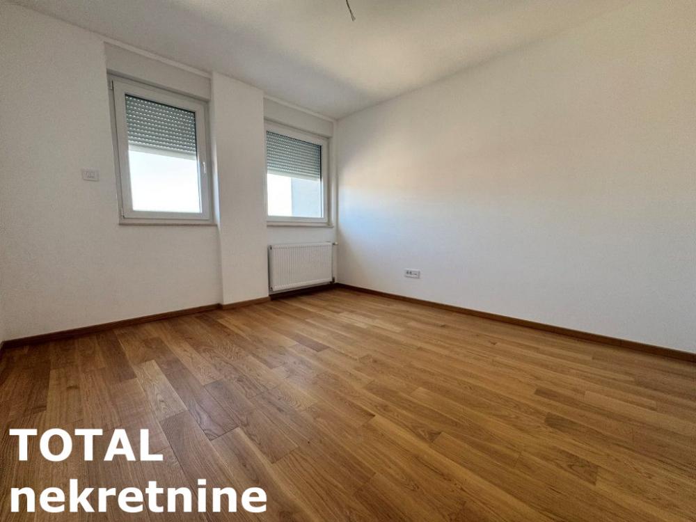 Slika 3 - Stan,NOVI SAD,NOVA DETELINARA,kv: 59.00, € 181000, ID: 1101343