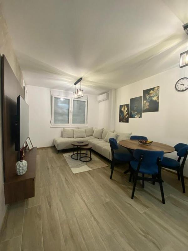 Slika 4 - Dvoiposoban, 53m2, Adice Novi Sad, sa terasom, sa parkingom