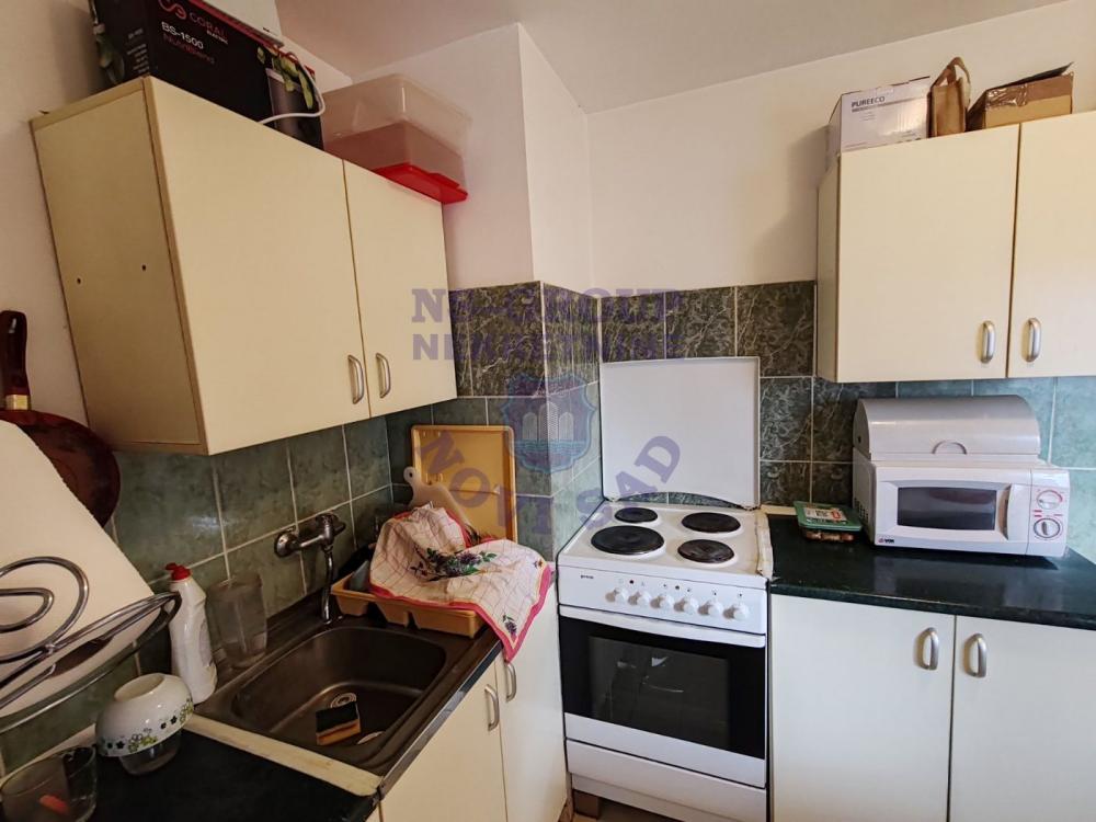 Slika 9 - trosoban stan na Limanu 3 !