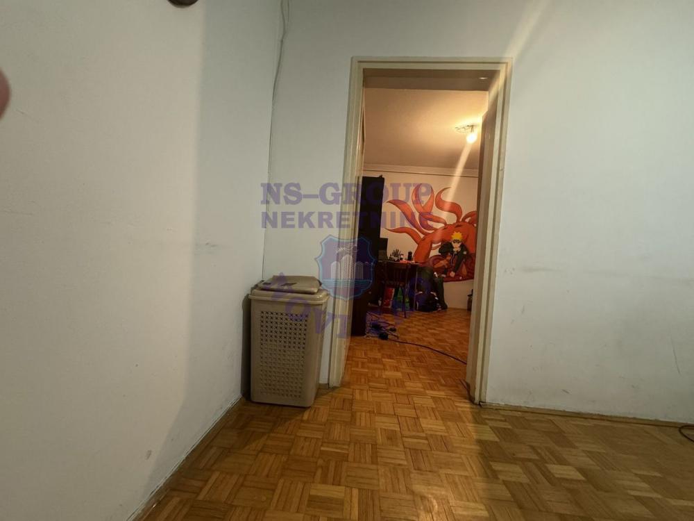 Slika 6 - Prodaja stana, Detelinara Novi Sad