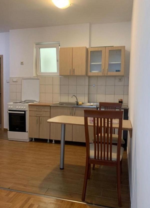 Slika 2 - Stan,NOVI SAD,TELEP,kv: 32.00, € 92000, ID: 1057867