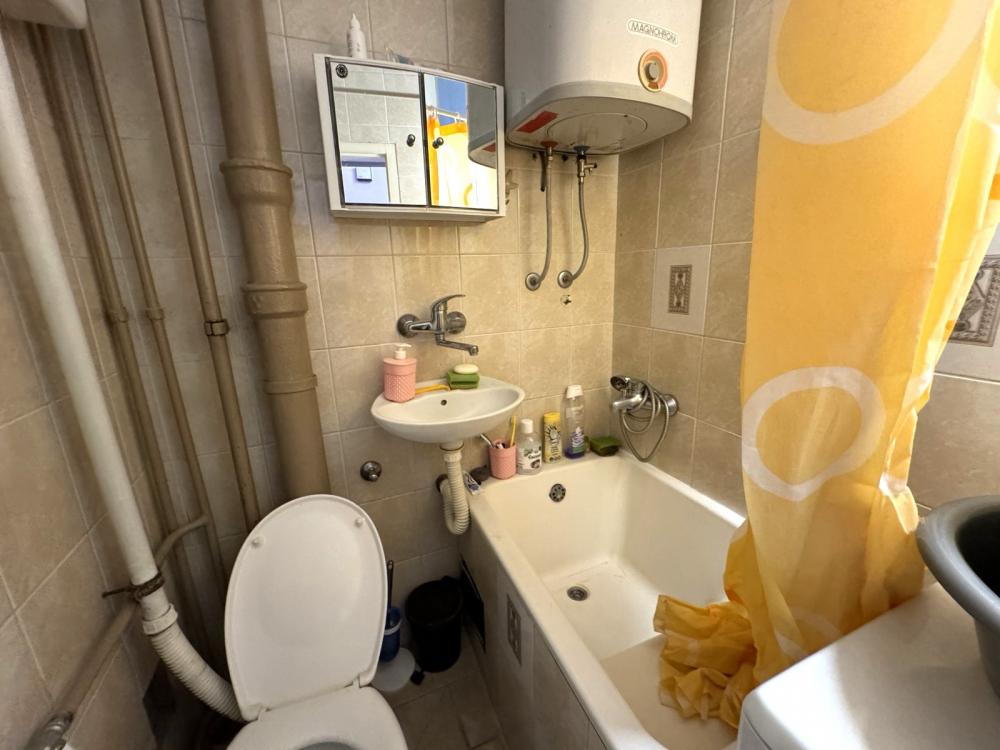 Slika 4 - Stan,NOVI SAD,ŽELEZNIČKA STANICA,kv: 30, € 87500, ID: 1019242