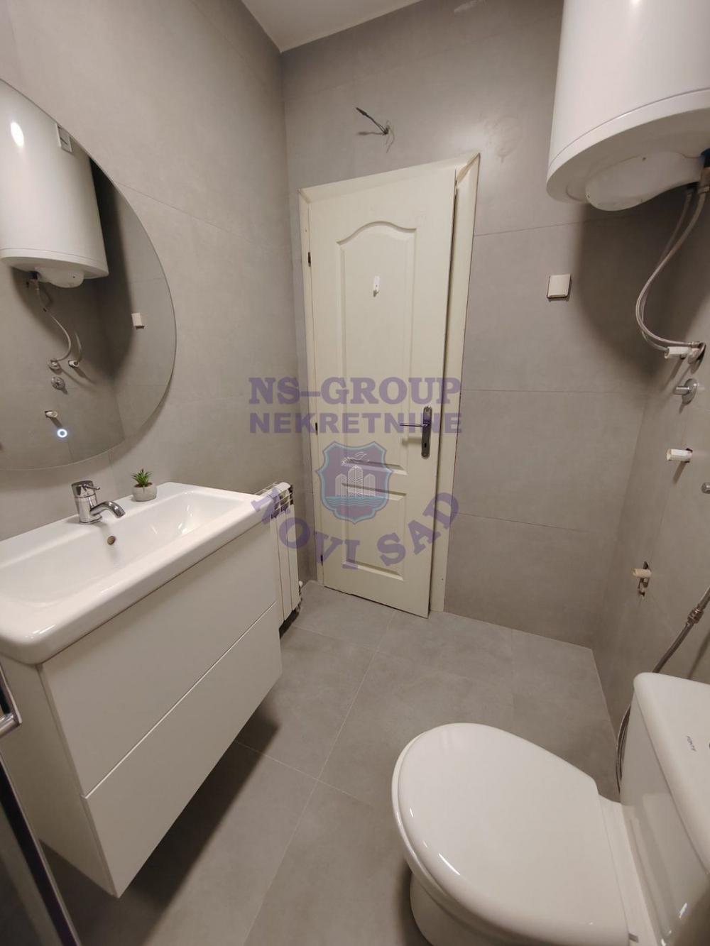 Slika 7 - 555228-Garsonjera-28m2-Bulevar Evrope