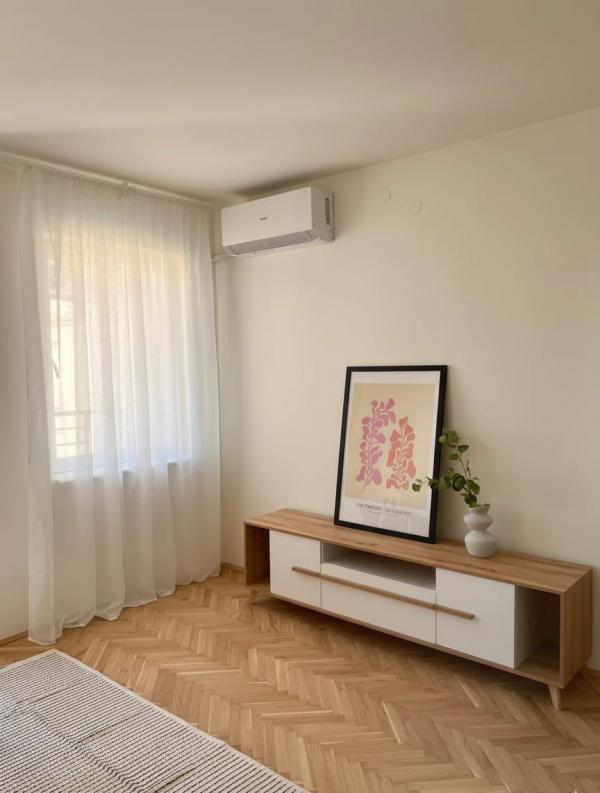 Slika 2 - Stan,NOVI SAD,NOVI BULEVAR,kv: 28.00, € 97850, ID: 1058832