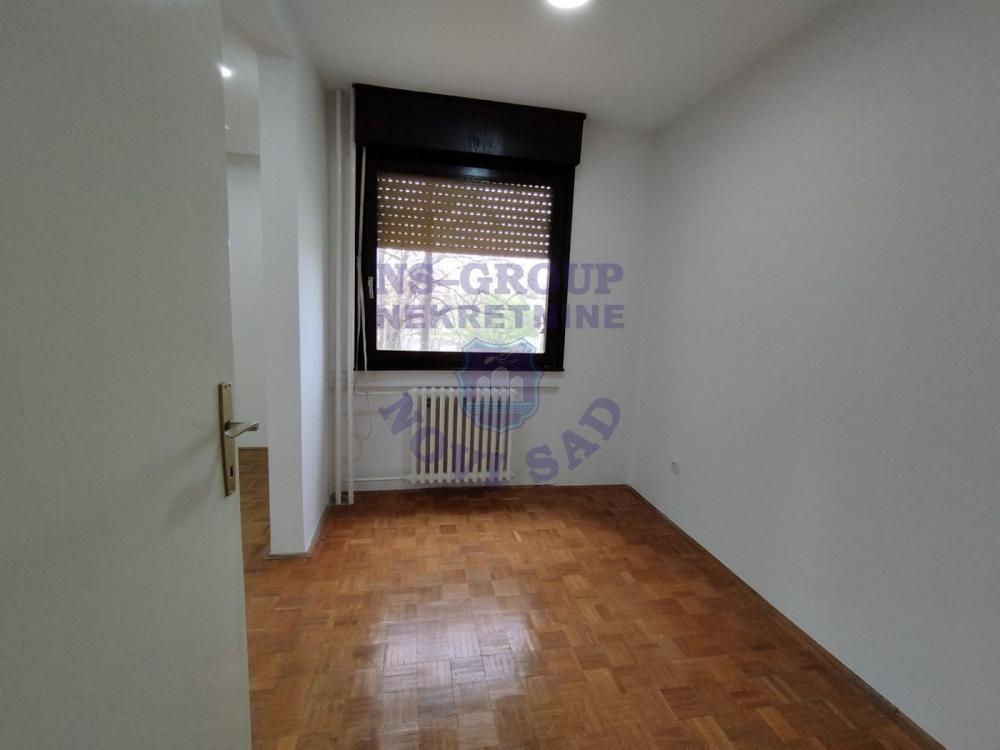 Slika 3 - Dvoiposoban stan - Bulevar!