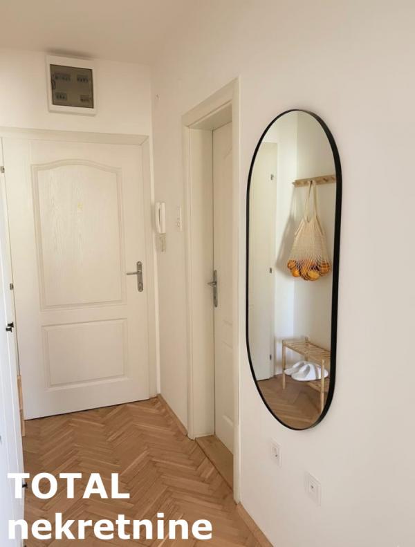 Slika 3 - Stan,NOVI SAD,BULEVAR EVROPE,kv: 28.00, € 95790, ID: 1101353