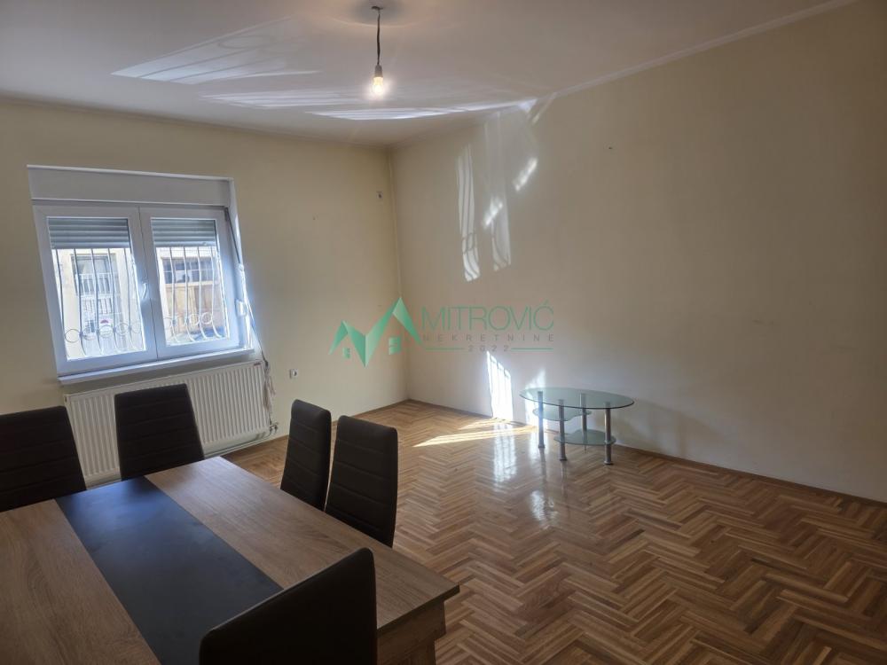 Slika 1 - NA PRODAJU – STAN , 45 m², VISOKO PRIZEMLJE – USELJIV ODMAH! 