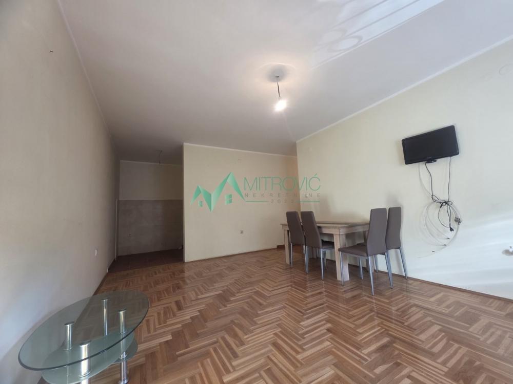 Slika 9 - NA PRODAJU – STAN , 45 m², VISOKO PRIZEMLJE – USELJIV ODMAH! 