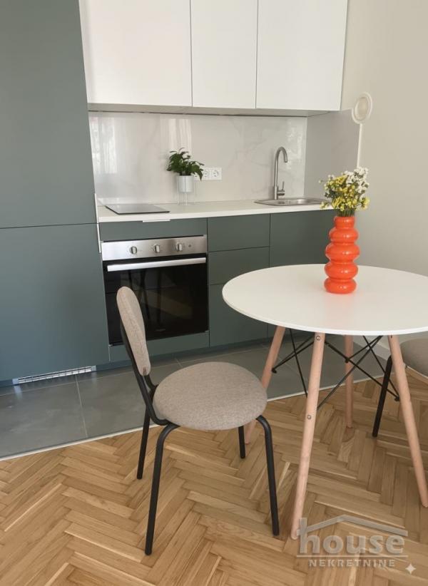 Slika 2 - Stan,NOVI SAD,BULEVAR EVROPE,kv: 28.00, € 95790, ID: 1064505