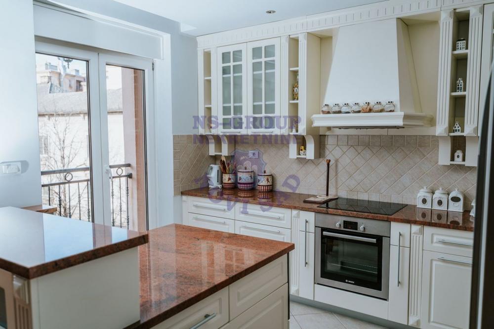 Slika 3 - Četvorosoban, 177m2, Novosadski kej Novi Sad