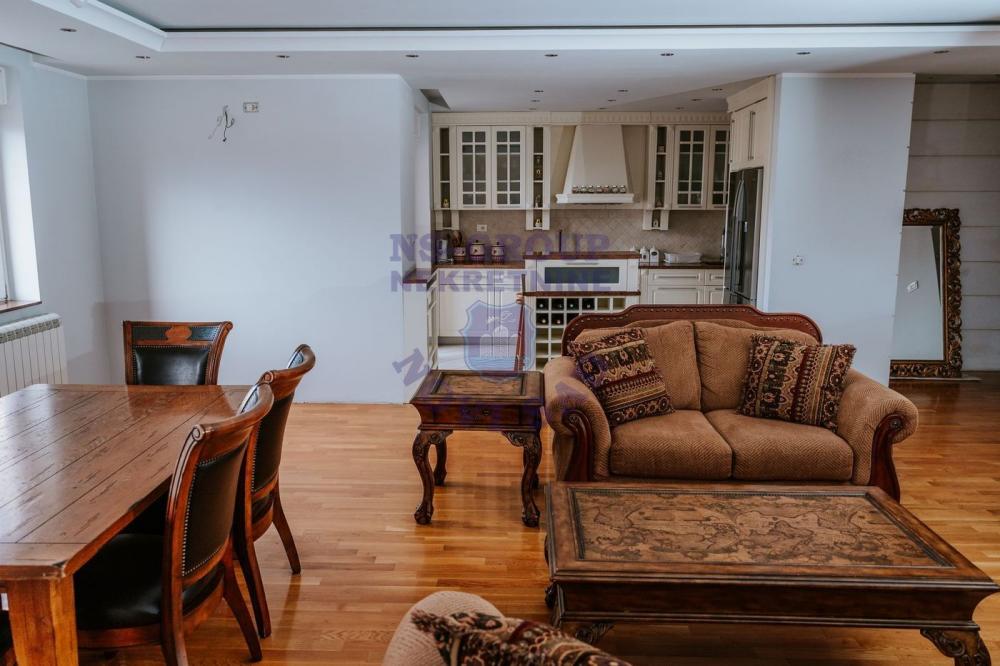 Slika 1 - Četvorosoban, 177m2, Novosadski kej Novi Sad