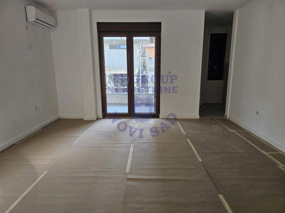 Glavna slika -Dvosoban stan na Popovici!