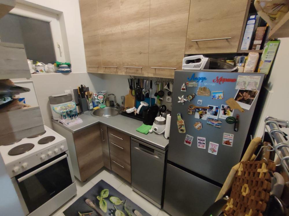 Slika 8 - Stan,NOVI SAD,NOVI BULEVAR,kv: 46.00, € 116900, ID: 1057917