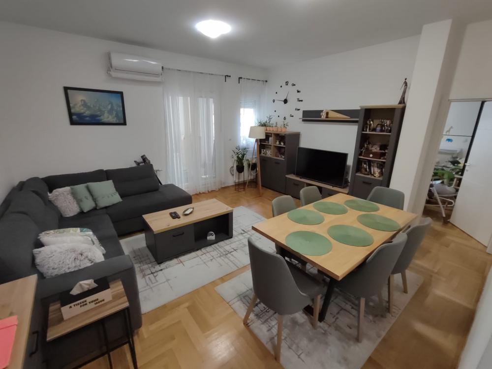 Slika 3 - Stan,NOVI SAD,NOVI BULEVAR,kv: 46.00, € 116900, ID: 1057917