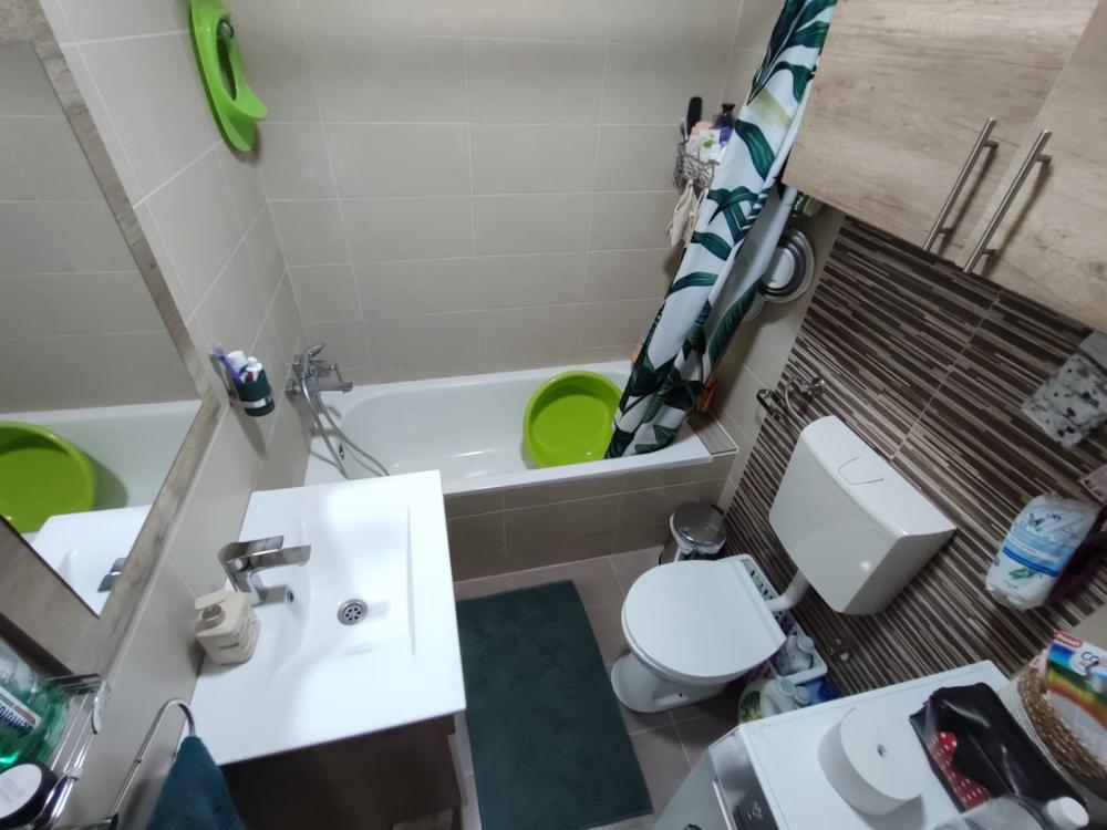 Slika 6 - Stan,NOVI SAD,NOVI BULEVAR,kv: 46.00, € 116900, ID: 1057917