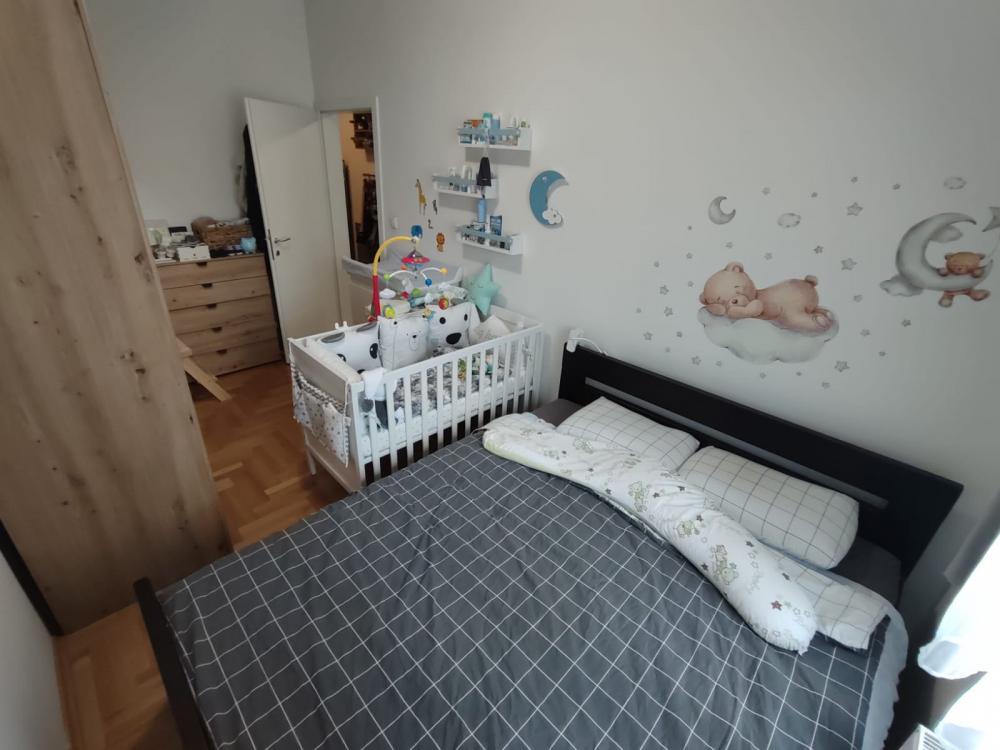 Slika 1 - Stan,NOVI SAD,NOVI BULEVAR,kv: 46.00, € 116900, ID: 1057917