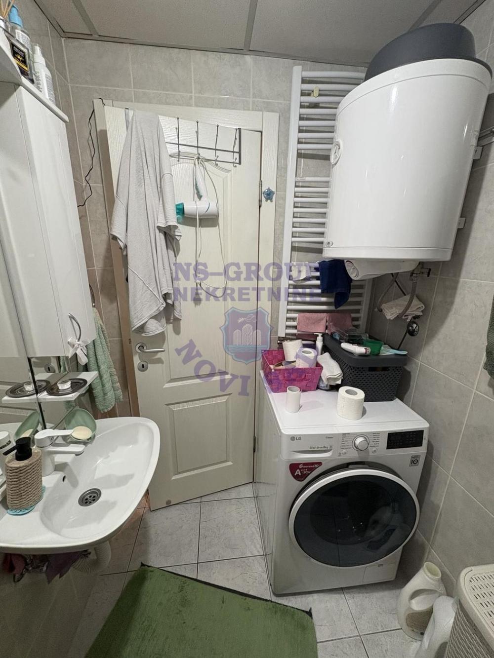 Slika 5 - Dvosoban stan na Bulevaru Patrijarha Pavla! 