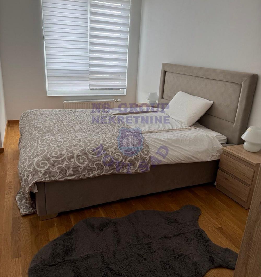 Slika 3 - Trosoban, 56m2, Adamovićevo naselje Novi Sad