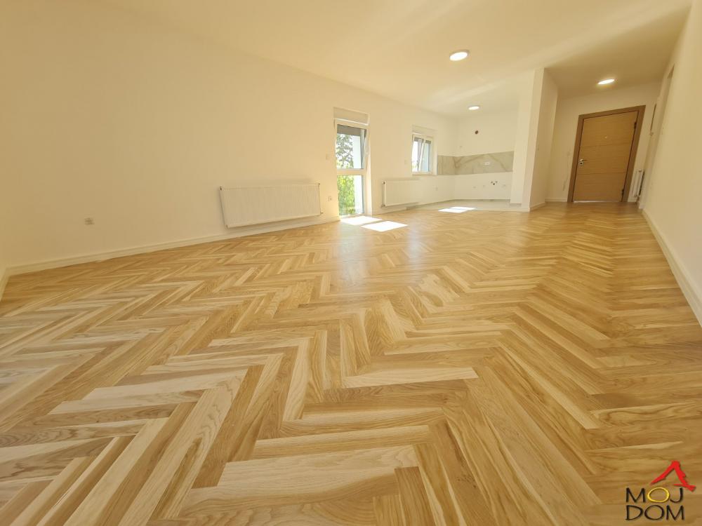 Slika 4 - Stan,NOVI SAD,TELEP,kv: 103, € 297000, ID: 1031169