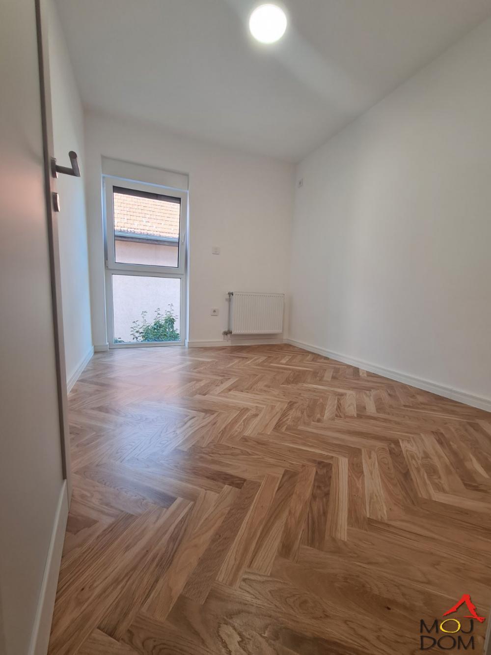 Slika 8 - Stan,NOVI SAD,TELEP,kv: 101, € 275650, ID: 1031168