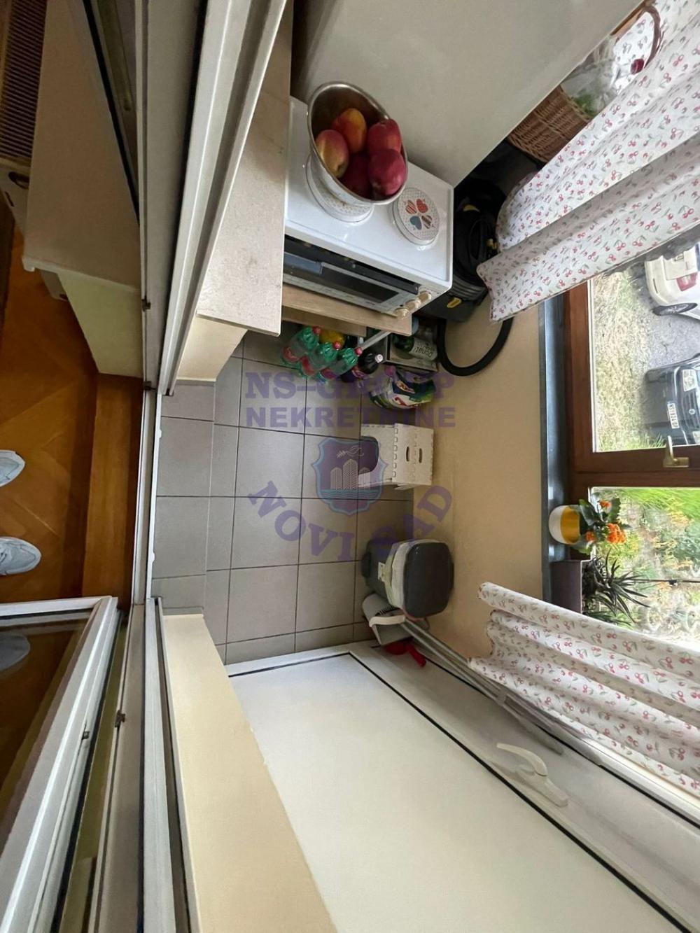 Slika 9 - Namešten dvosoban stan kod Sajma! 