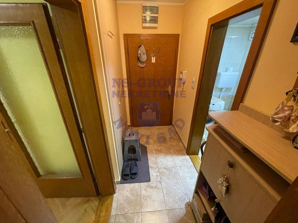 Slika 8 - Namešten dvosoban stan kod Sajma! 