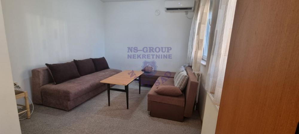 Slika 1 - Odlična garsonjera na Bulevaru Evrope!