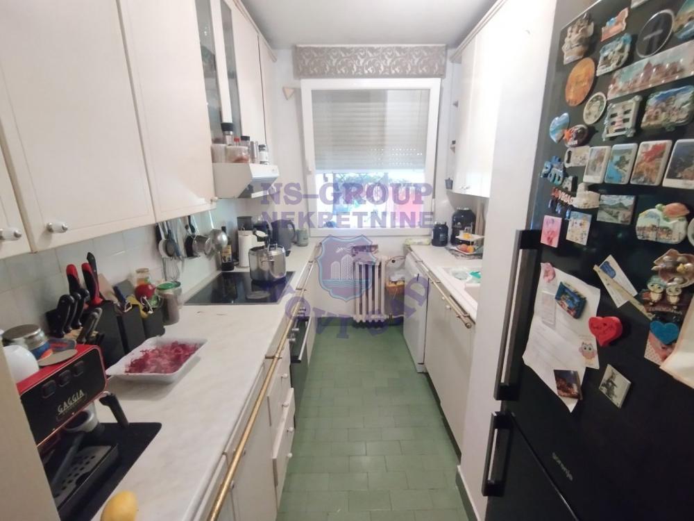 Slika 3 - Četvorosoban stan na Limanu 4!